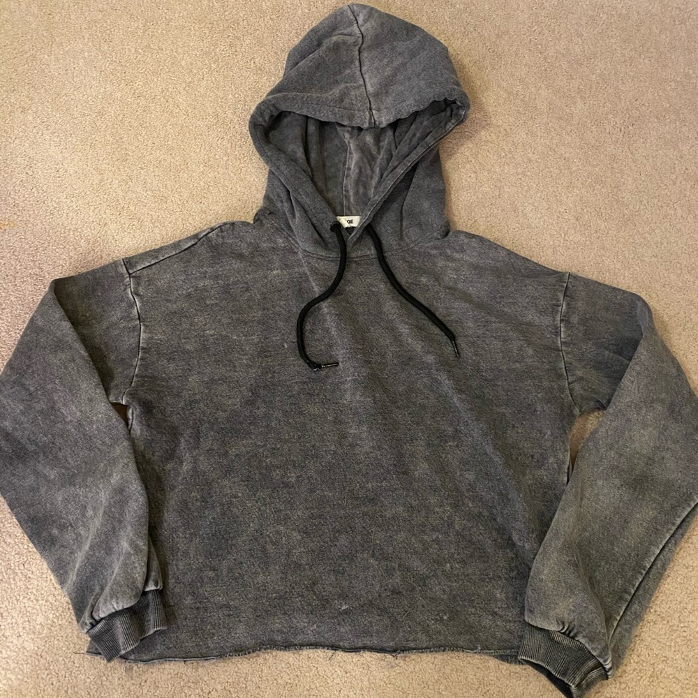 Garage Cropped Hooide